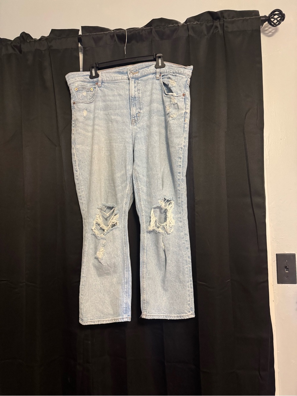 American Eagle Outfitters Light Blue High Rise Distressed Jeans